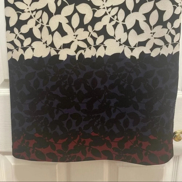 Zara Women's Floral Short Sleeve Sheath Work Dress XS - Picture 3 of 7